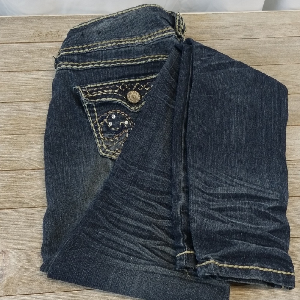 Almost Famous Jeans - Picture 4 of 4